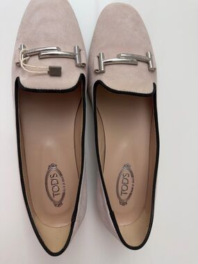 TOD'S Blush Suede Metal-Bit Loafers